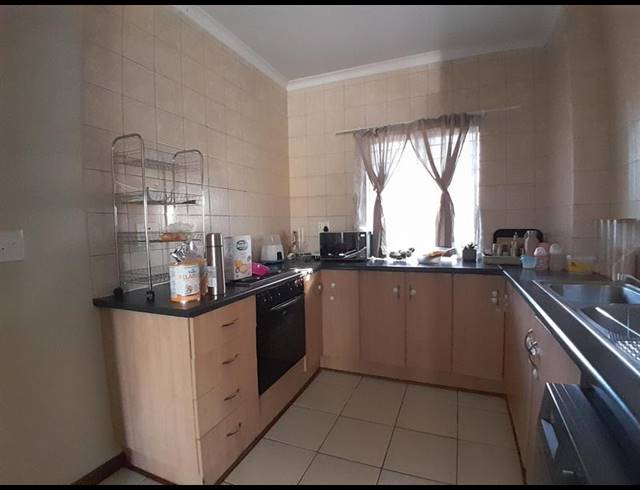 2 BEDROOM APARTMENT FOR SALE IN ELDO LAKES ESTATE